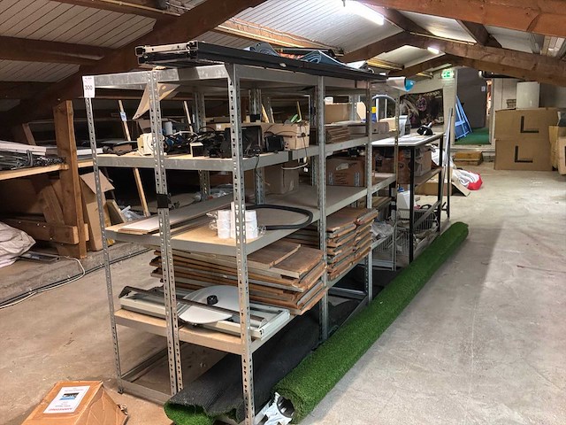 Magazijn stelling met inhoud (8x) - afbeelding 11 van  19