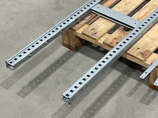 Magazijn stelling - afbeelding 4 van  6