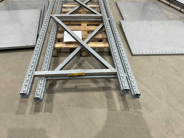 Magazijn stelling - afbeelding 4 van  7