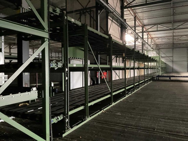 Magazijn transportsysteem (1e verdieping) - afbeelding 5 van  19