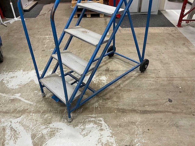 Magazijn trap - afbeelding 2 van  3