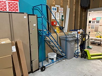 Magazijn trap - afbeelding 1 van  4