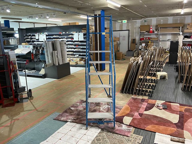 Magazijn trap - afbeelding 2 van  4