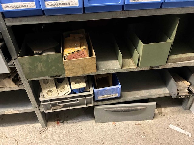 Magazijn voorraad - afbeelding 55 van  174