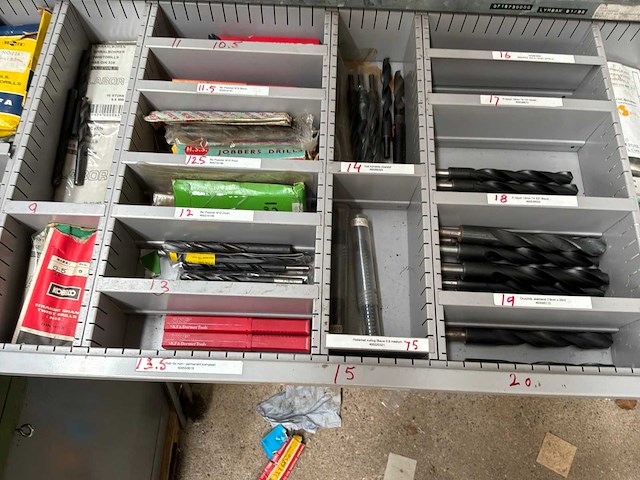 Magazijn voorraad - afbeelding 96 van  174