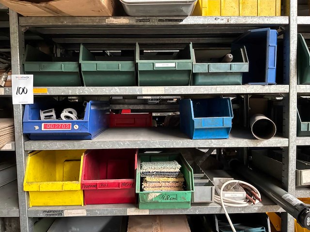 Magazijn voorraad - afbeelding 90 van  174