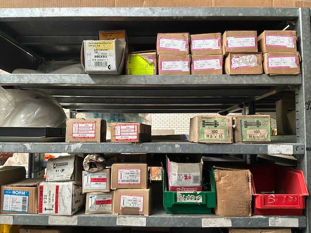 Magazijn voorraad - afbeelding 152 van  174
