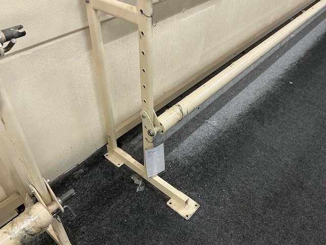 Magazijn wandstelling voor vloerbedekkingrollen - afbeelding 2 van  4