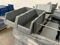 Magazijnbak 400x175x150mm (102x) - afbeelding 1 van  3
