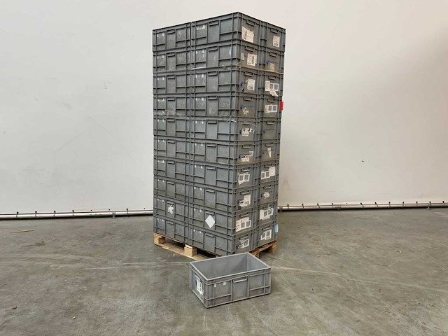 Magazijnbak 600x400x240mm (80x) - afbeelding 1 van  1