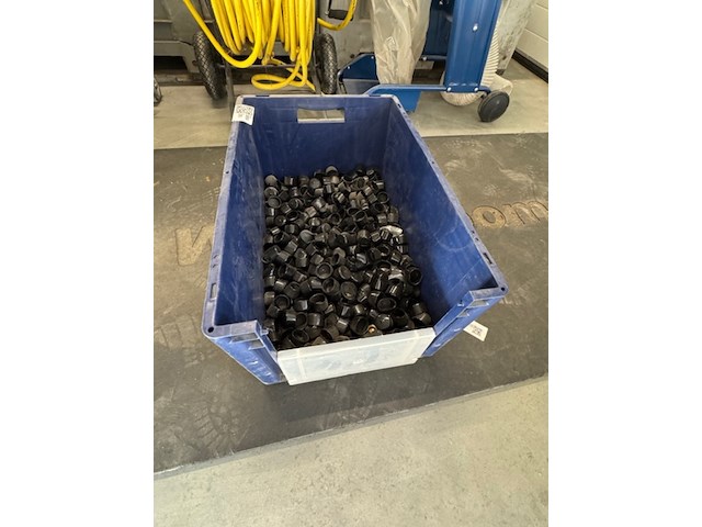 Magazijnbak met doppen zwart - afbeelding 1 van  3