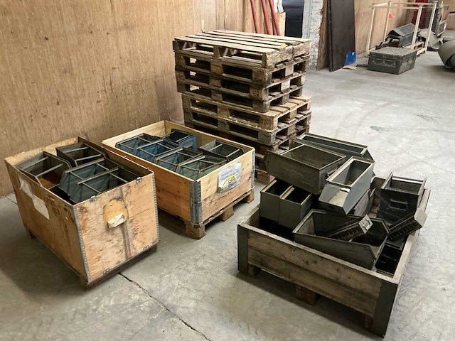 Magazijnbak - afbeelding 1 van  5