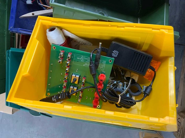 Magazijnbakken inclusief inhoud (machine) verbruiksonderdelen (60x) - afbeelding 11 van  12