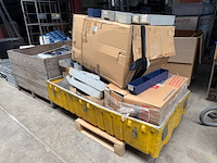 Magazijnbakken op 2x pallet - afbeelding 2 van  5