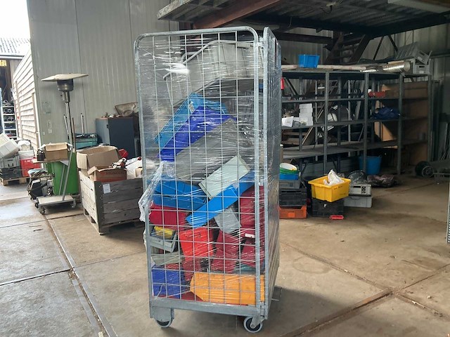 Magazijnbakken - afbeelding 2 van  2