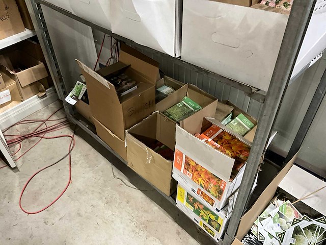 Magazijninventaris en verpakkingsmateriaal - afbeelding 2 van  9