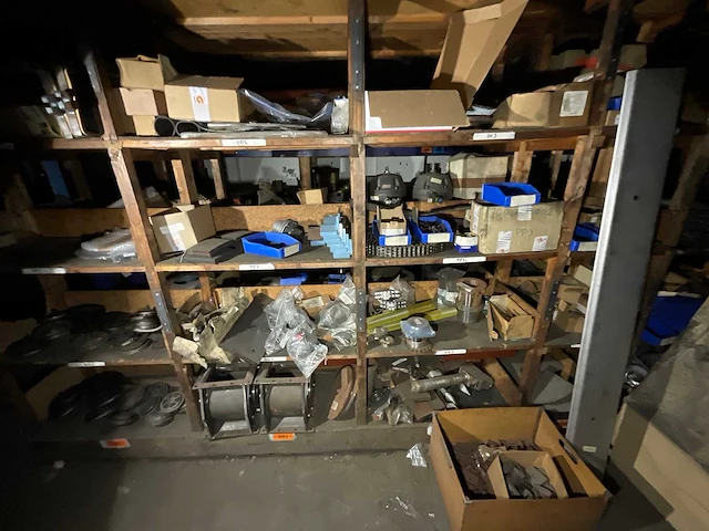 Magazijninventaris - afbeelding 25 van  86