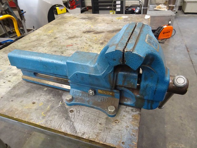 Magazijnkar met bankschroef - afbeelding 2 van  2