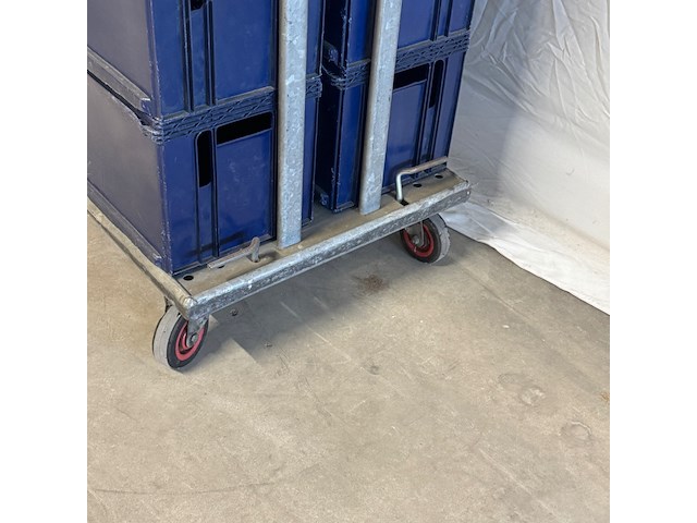 Magazijnkar met kratten, blauw - afbeelding 3 van  5