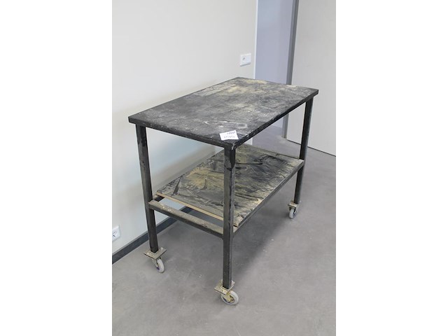 Magazijnkar met onderplateau en afmeting 105 x 60 x 99 cm. - afbeelding 2 van  2