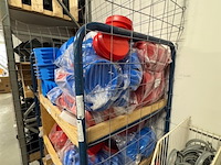 Magazijnkar met partij deksels - afbeelding 3 van  4