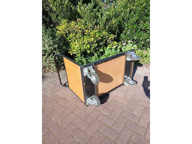 Magazijnkar - afbeelding 2 van  2