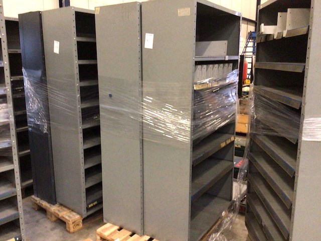 Magazijnkast (2x) - afbeelding 1 van  2