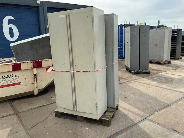 Magazijnkast (2x) - afbeelding 1 van  3