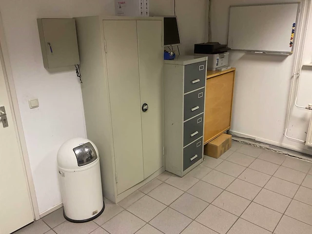 Magazijnkast en samsung printer - afbeelding 6 van  10