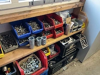Magazijnkast met inhoud (2x) - afbeelding 19 van  21