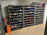 Magazijnkast met inhoud (3x) - afbeelding 5 van  6