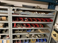 Magazijnkast met inhoud (3x) - afbeelding 8 van  8