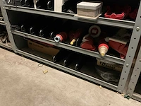 Magazijnkast met inhoud (4x) - afbeelding 4 van  18