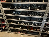 Magazijnkast met inhoud (4x) - afbeelding 15 van  18
