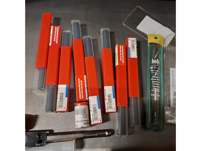 Magazijnkast met inhoud gereedschap, bruin - afbeelding 11 van  16