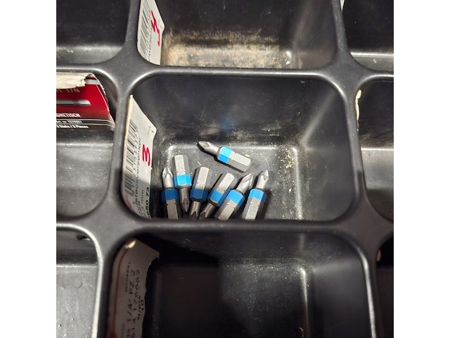 Magazijnkast met inhoud gereedschap, bruin - afbeelding 13 van  16