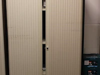 Magazijnkast met twee roldeuren, afm. 115 x 54 x 197 cm. - afbeelding 2 van  4