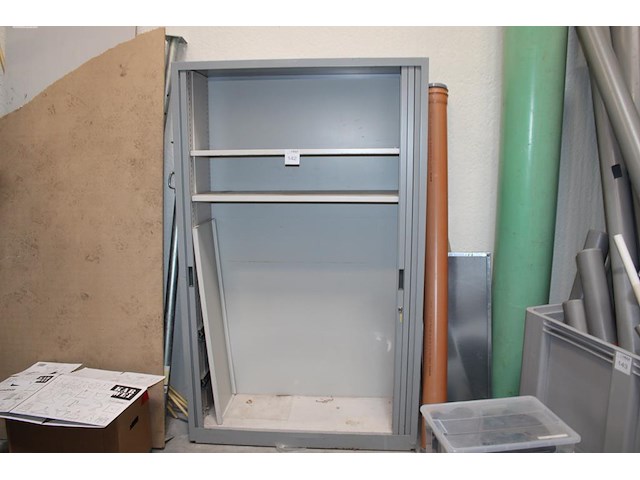 Magazijnkast met twee roldeuren. afmeting 120 x 47 x 196 cm. - afbeelding 1 van  2