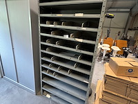 Magazijnkast, met vakverdeling - afbeelding 1 van  1