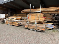 Magazijnopruiming tussenstation (bouwmaterialen en machines)