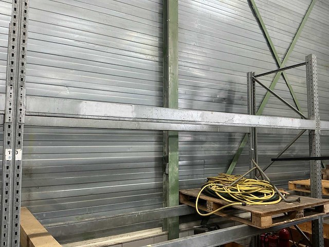 Magazijnstelling 13,8m - afbeelding 4 van  6