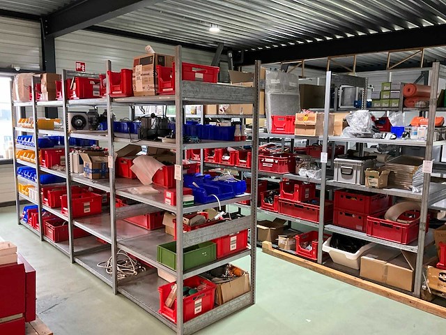 Magazijnstelling (15 mtr) - afbeelding 1 van  4
