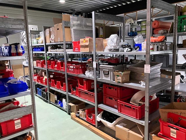 Magazijnstelling (15 mtr) - afbeelding 2 van  4