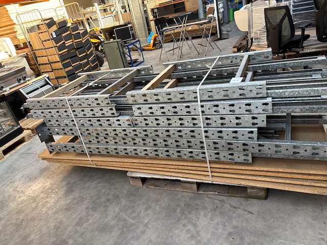 Magazijnstelling 15m - afbeelding 7 van  8