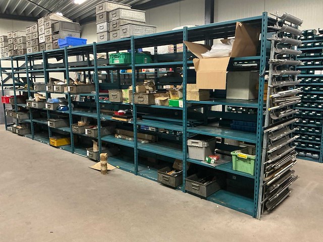 Magazijnstelling (21 secties) - afbeelding 1 van  7