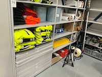Magazijnstelling (8 secties) - afbeelding 3 van  7