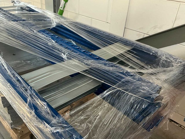 Magazijnstelling (9-secties) - afbeelding 2 van  2