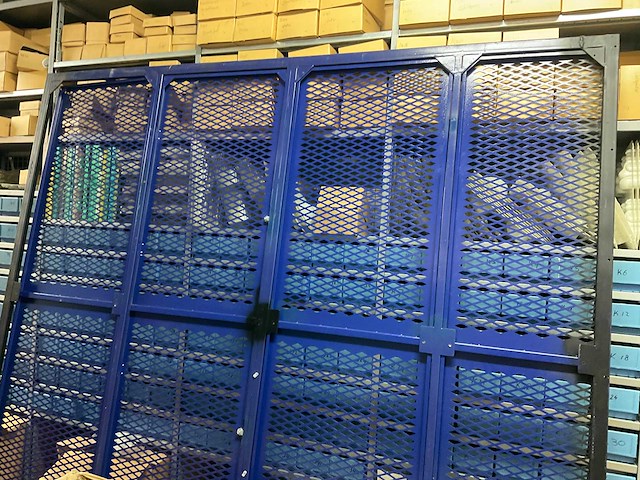 Magazijnstelling en overige op entresol - afbeelding 2 van  11