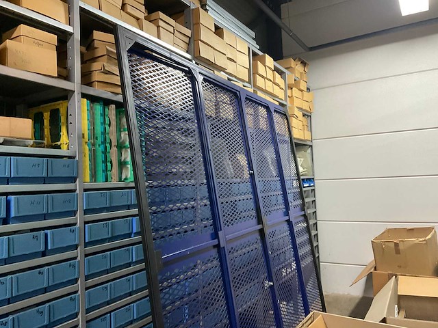 Magazijnstelling en overige op entresol - afbeelding 11 van  11