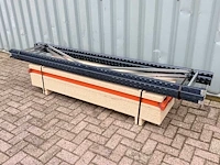 Magazijnstelling grootvakstelling. ± 3.8m lang. - afbeelding 1 van  4